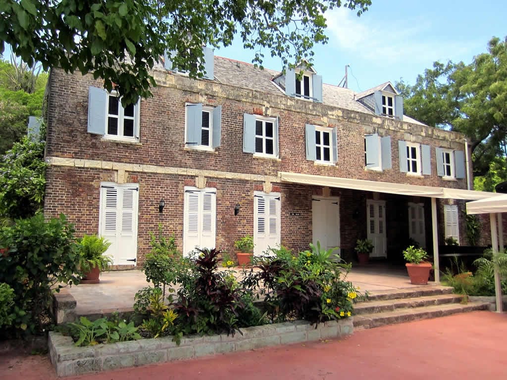 Admiral's Inn and Gunpowder Suites