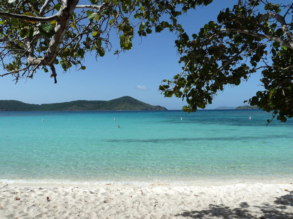 Lindquist Beach (Smith Bay Park)