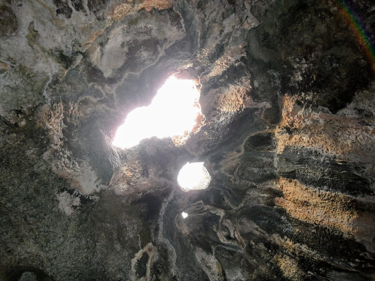 Quadirikiri Cave